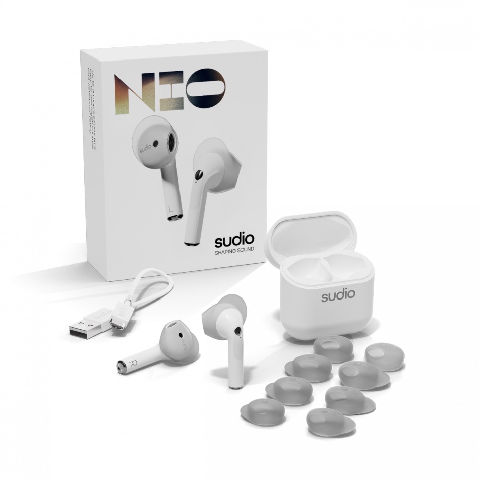 nio-box-content.jpg